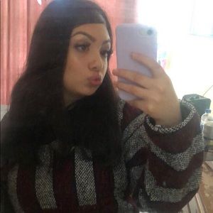 Meet your Posher, Kayla